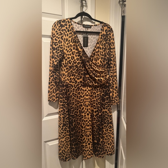 1950s Inspired Leopard Print Dress - Picture 4 of 8